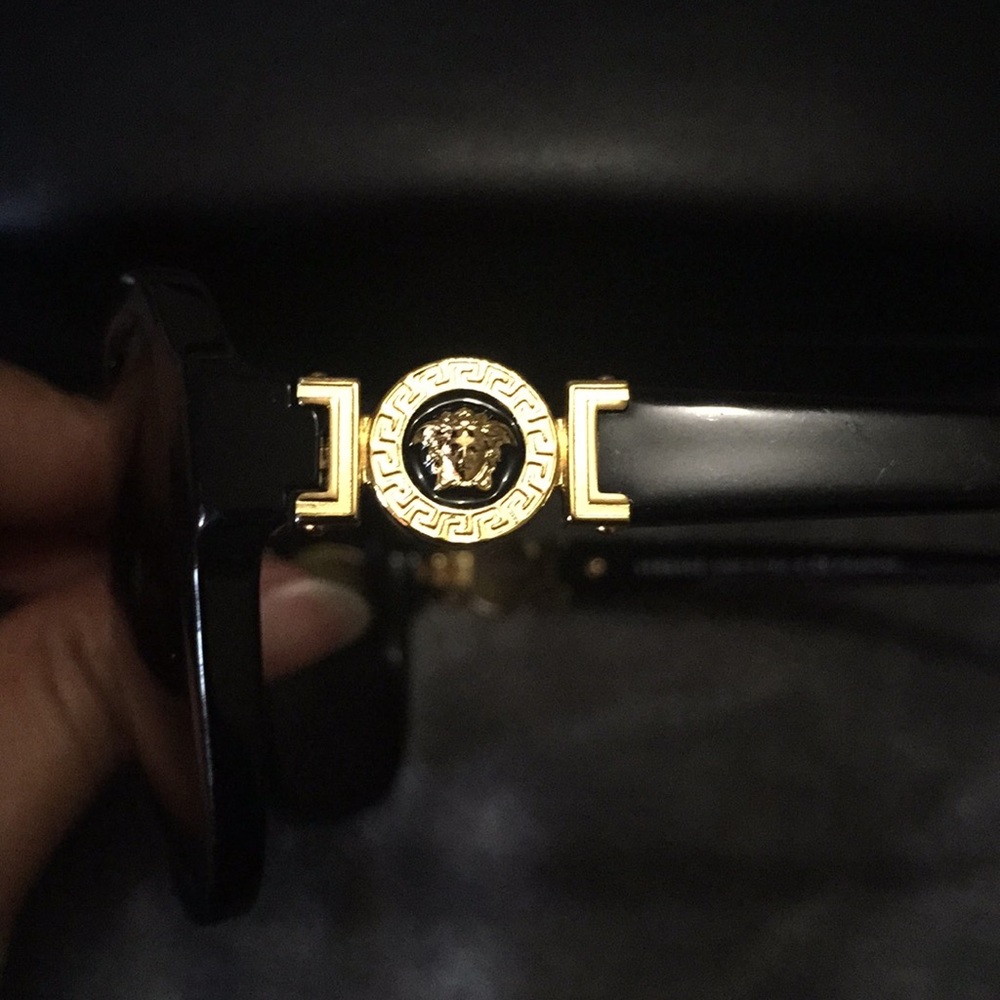 Versace Sunglasses - Picture 4 of 4